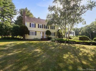 74 Alderbrook Dr, Topsfield, MA 01983