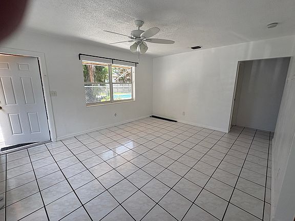 3rd image of 231 SW 8th St #1