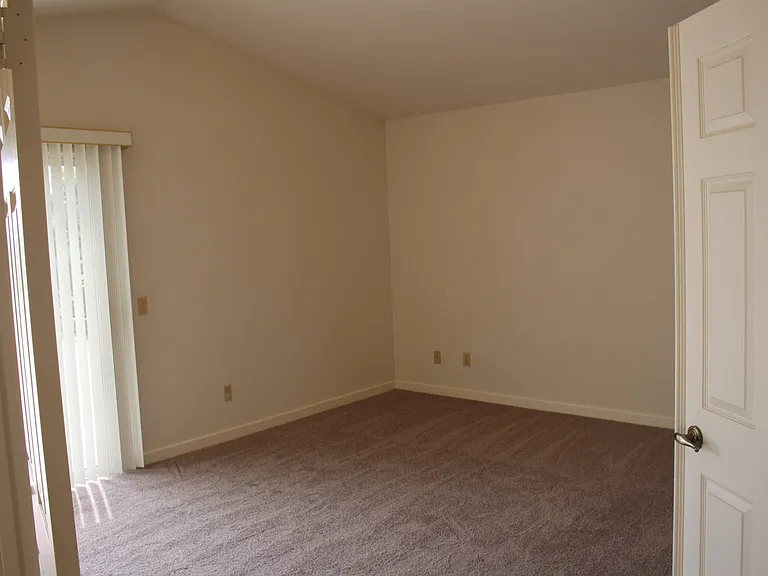 7431 Linden Ter — Photo 7