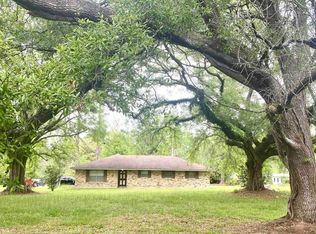 41194 Black Bayou Rd, Gonzales, LA 70737