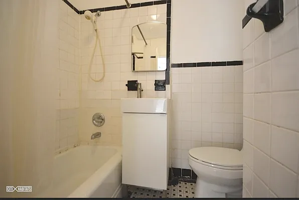 Rented by Corcoran | media 9