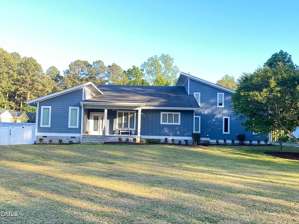 1st image of 5402 Russell Rd