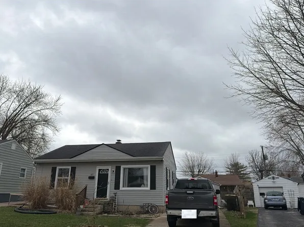 613 Byland Dr, Beech Grove, IN 46107