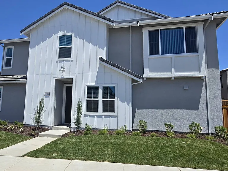3217 Shrute Dr — Photo 31