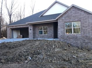 9 Crawley Ln, Bella Vista, AR 72714