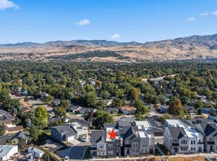 1251 E Echelon Ridge Ln, Boise, ID 83716