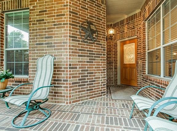 3rd image of 418 Pebble Beach Dr