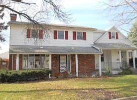 1st image of 1599 Linden Ave