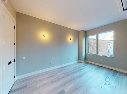 Rented by Skyhigh Realty NYC LLC | media 27
