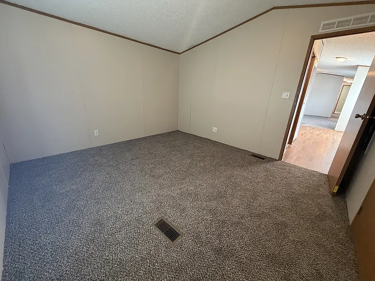 38000 Le Chateau Blvd #383 — Photo 14