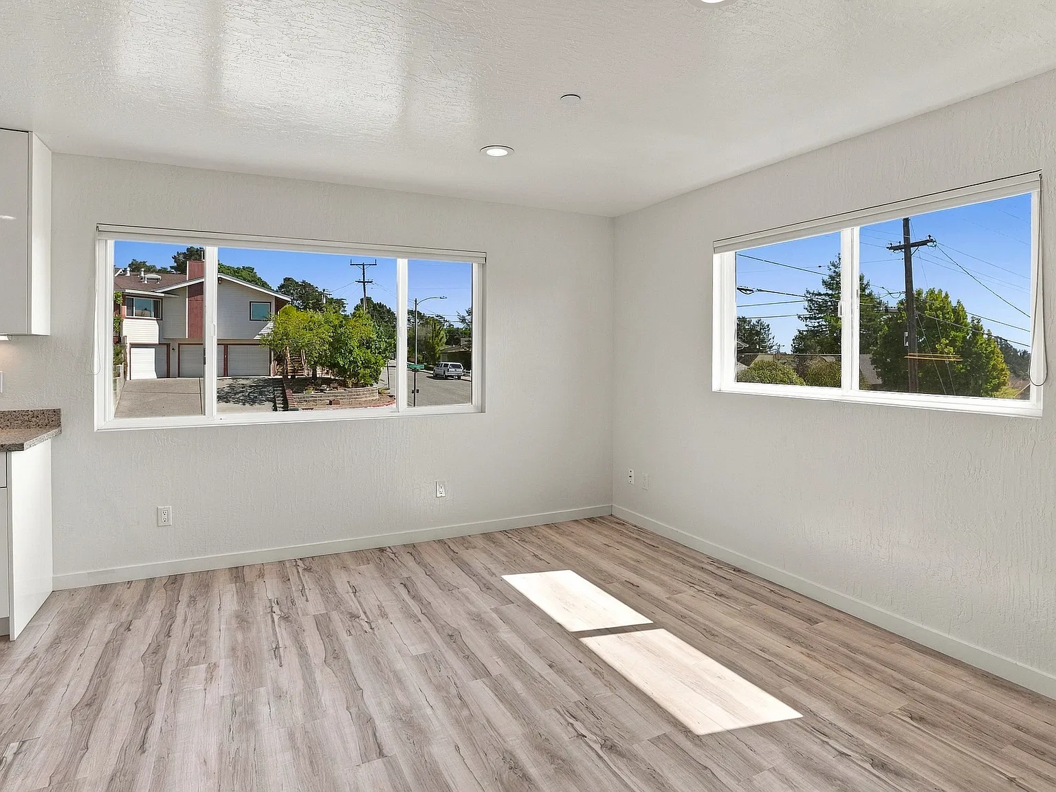 Studio, 502 sqft, $2,600 — Photo 4