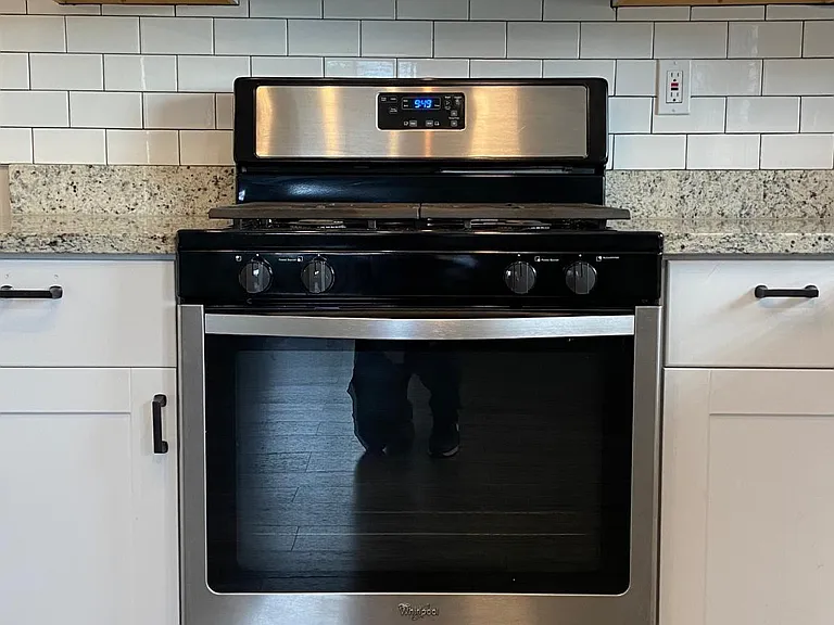 689 Lowry Ave NE #1A — Photo 6
