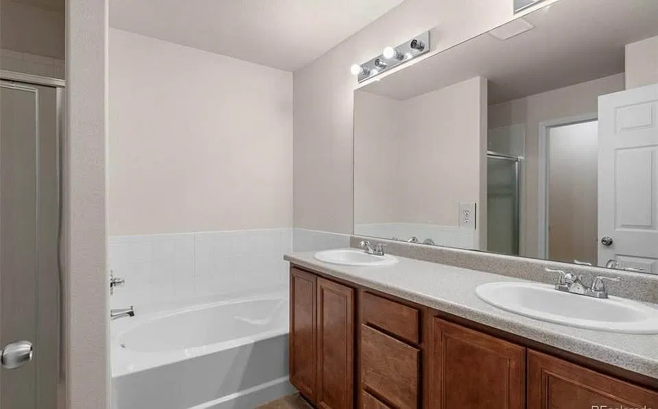 Henderson Property — Photo 3