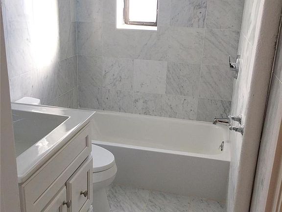 5th image of 568 Pacific St APT 3D