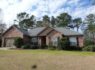 24 Wiltshire Dr, Hattiesburg, MS 39402