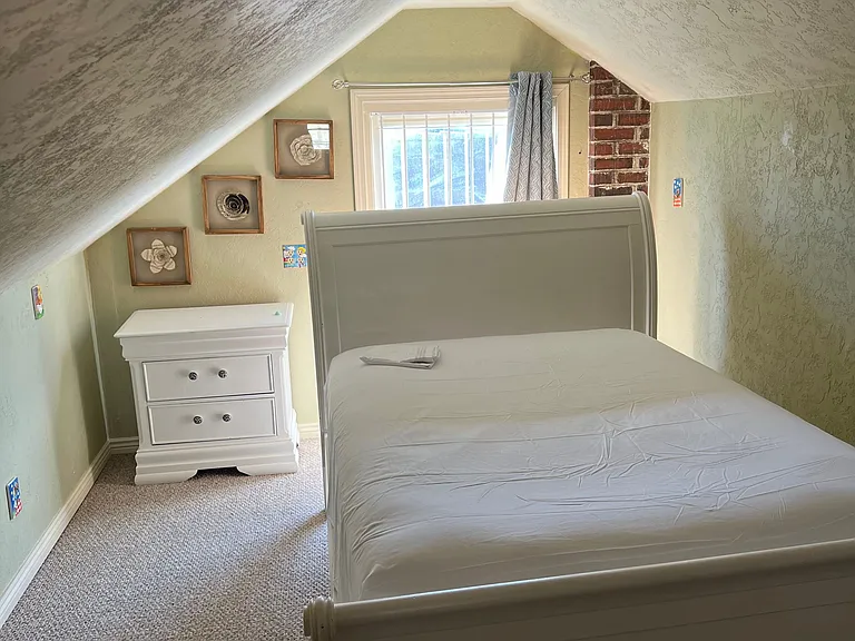 1360 Monaco Pkwy — Photo 41