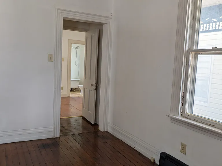 12 Ridge Ave #1 — Photo 4
