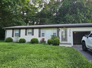 206 Forest Dr, McMinnville, TN 37110