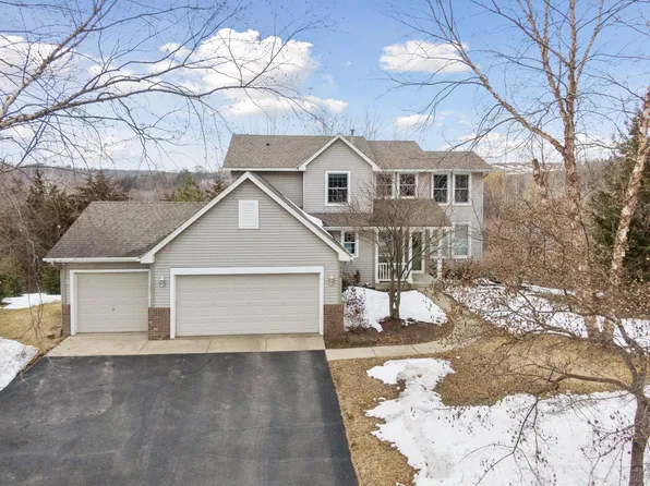 126 Carver Creek Cir, Carver, MN 55315