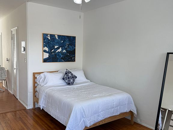2nd image of 2821 SW 1st Ave APT 5