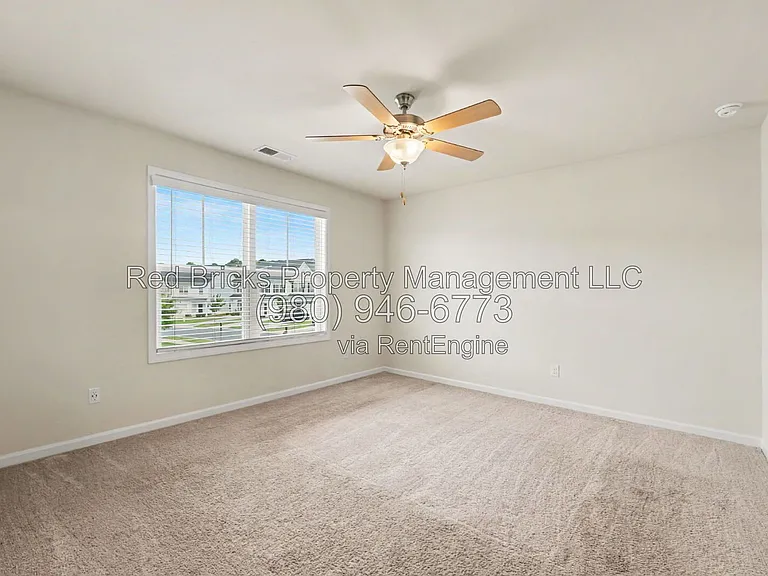 3912 Townes Blvd — Photo 13