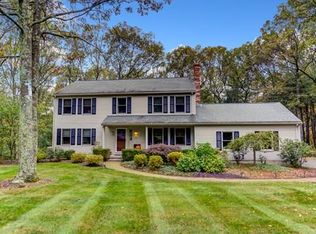 12 Pheasant Hill Rd, Hopkinton, MA 01748
