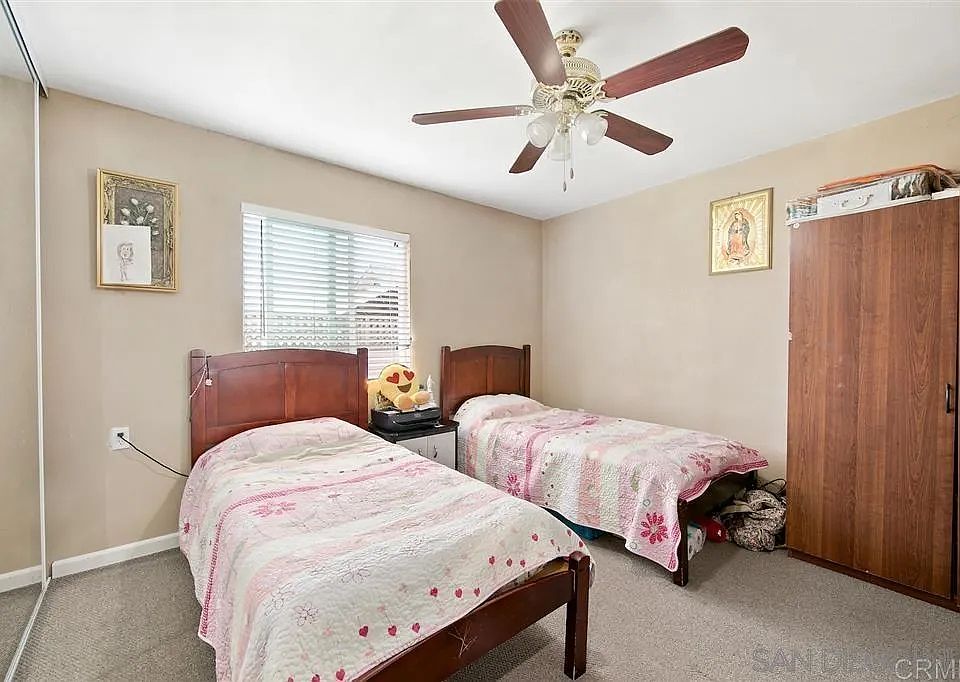 2nd image of 1064 E Madison Ave