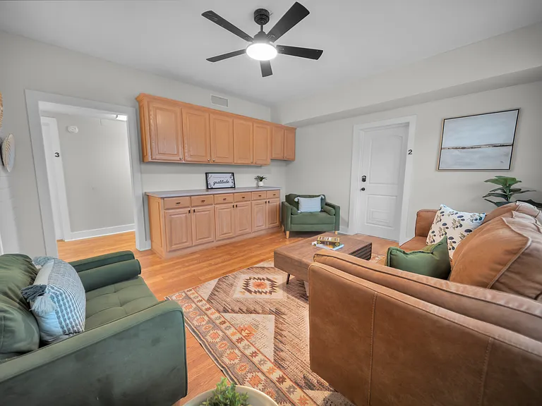 436 S Fannin Ave — Photo 7