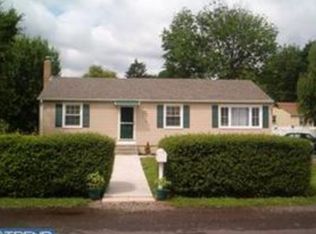 718 Keystone St, Croydon, PA 19021