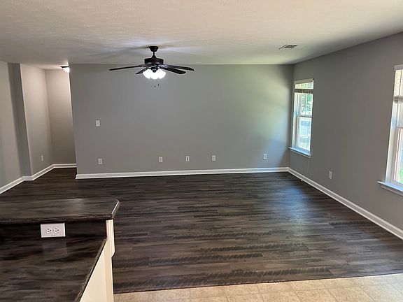 3rd image of 653 Fox Haven Drive