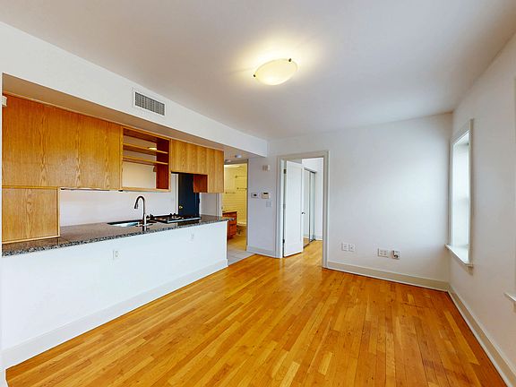 Dining/Living room