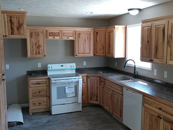 5th image of 2068 Fawn Ave
