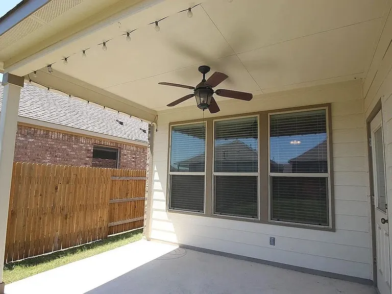 3005 Angelina Ct — Photo 15
