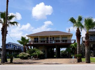226 China Clipper Dr, Freeport, TX 77541