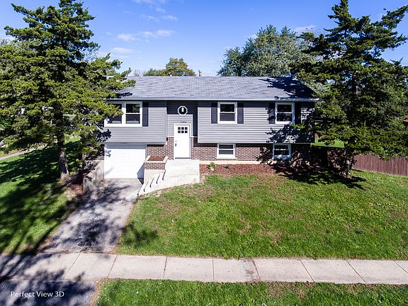 2nd image of 1084 Parkview Dr