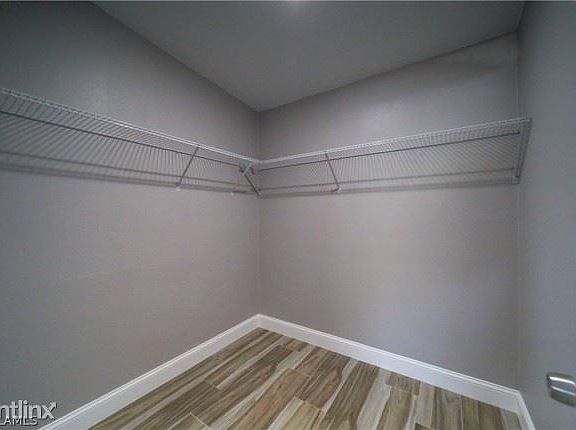 2nd image of 1538 Brookhill Dr
