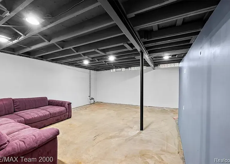 39784 Hillary Dr — Photo 18
