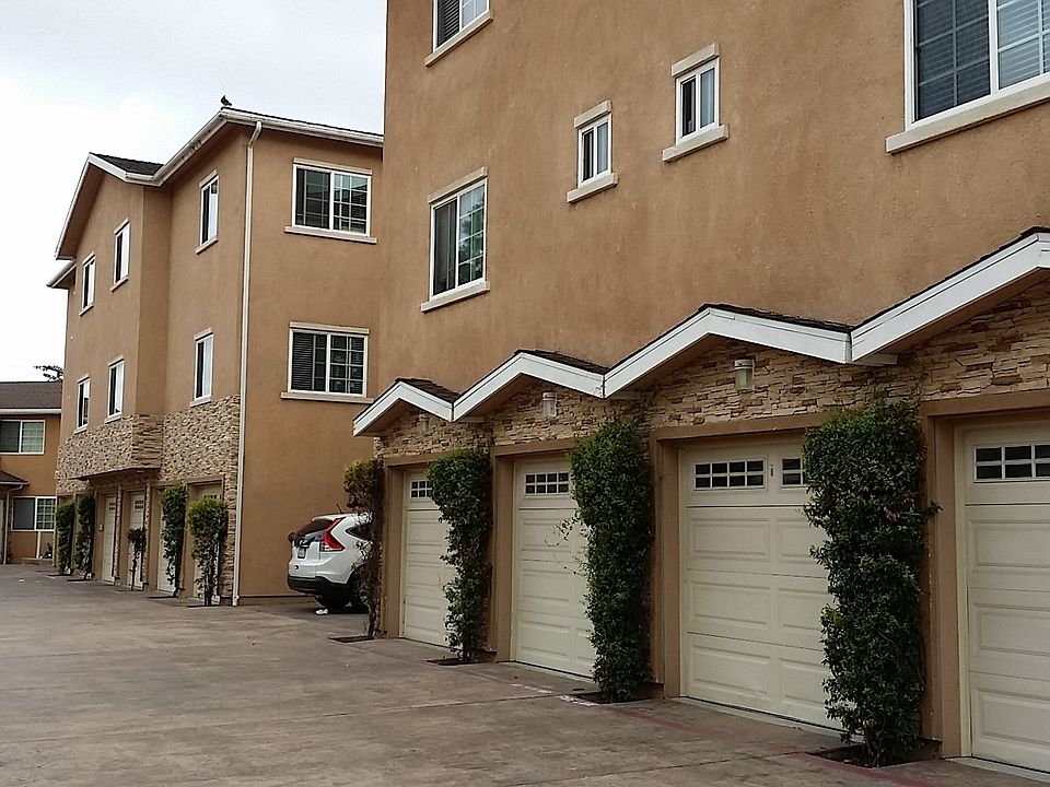 1st image of 7056 Fulton St Unit 10