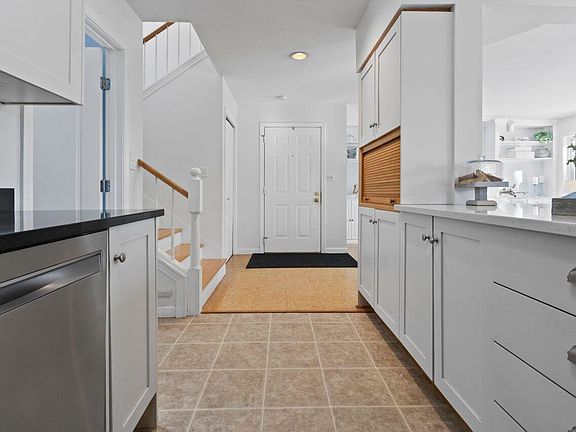 4th image of 131 Temple Avenue #29