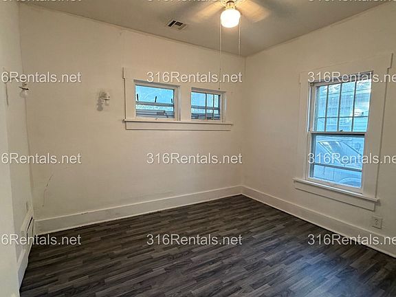 2nd image of 620 S Washington St