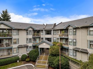 10743 139th St #201, Surrey, BC V3T 4L8