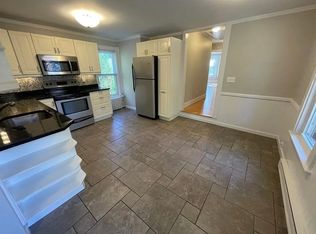 2 Grove St #2, Natick, MA 01760