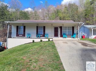 1102 Smith Lake Rd, Martinsville, VA 24112