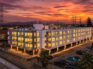 18900 Parthenia St #211, Northridge, CA 91324