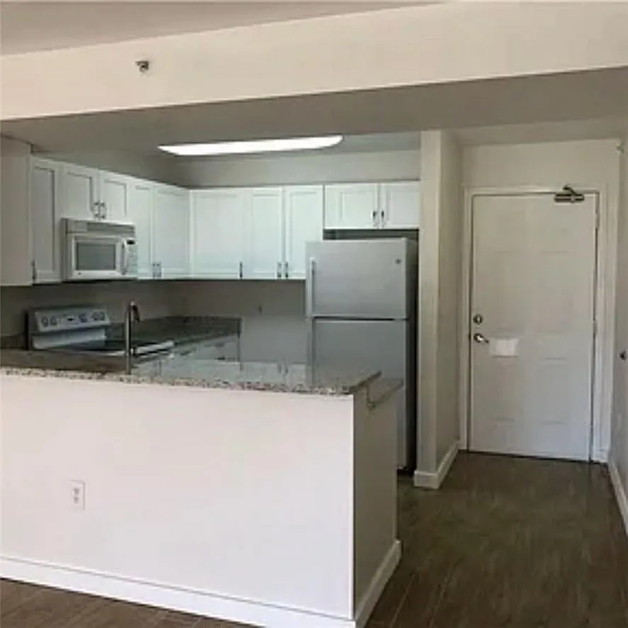 8304 Key Royal Cir #1712 - 1 — Photo 3