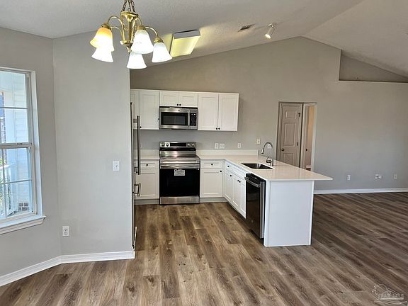 2nd image of 2071 Joshua Dr