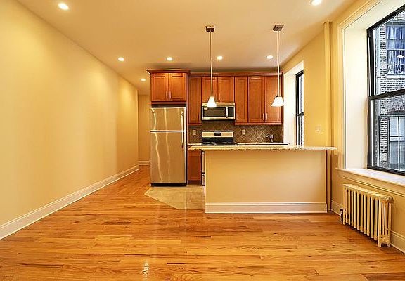 5th image of 601 W 185th St #2A