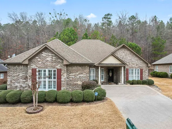 121 Blackstone Ct, Chelsea, AL 35043