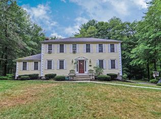 3 Joseph Rd, Mendon, MA 01756