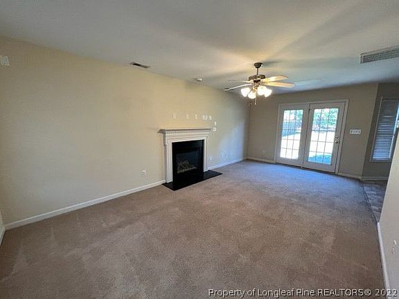 4th image of 369 Fairfield Cir